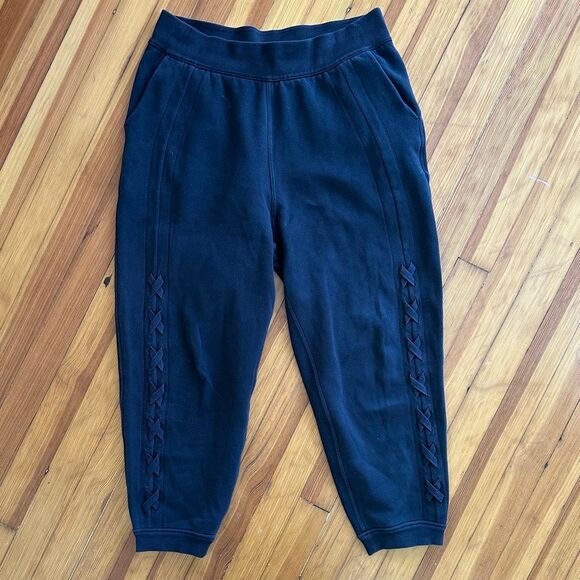 Lululemon Braided Detail High-Rise Jogger in Black Size 12 - Picture 2 of 8
